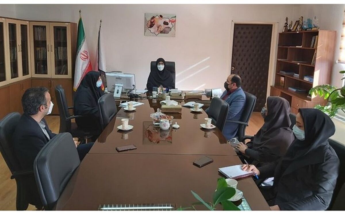 یادگیری موثر تحت تاثیر عوامل متعددی است که مدرسه سازی تنها یکی از آن‌هاست