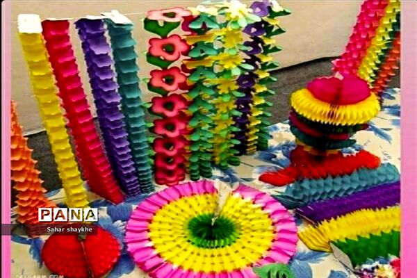 گرامیداشت دهه مبارک فجر در مدارس ملارد