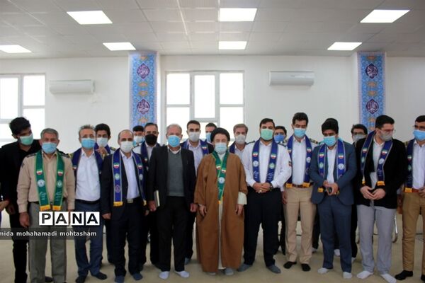 دیدار اعضای سازمان دانش‌آموزی لرستان با نماینده ولی فقیه در استان