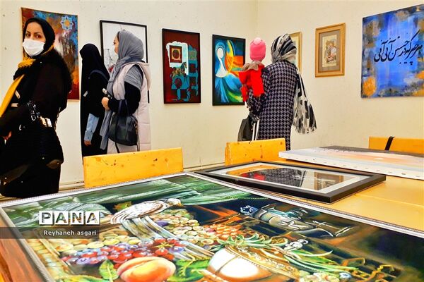 افتتاح نمایشگاه هنری «طلیعه فجر» در شهرستان قرچک