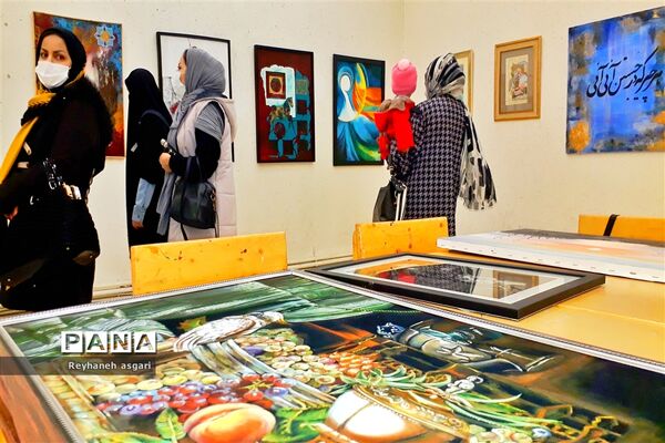 افتتاح نمایشگاه هنری «طلیعه فجر» در شهرستان قرچک