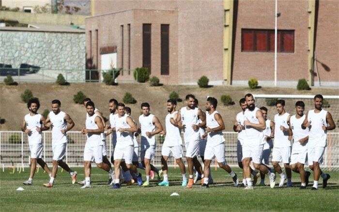 استقلال با خرید جدیدش تمرین کرد