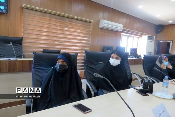 جلسه  مجمع نخبگان نوجوان و دانش‌آموزی  استان بوشهر