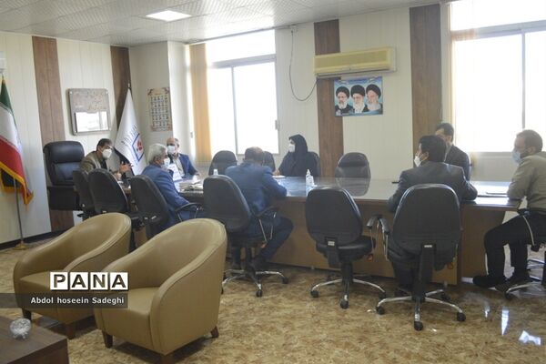 جلسه مسئولان و دبیران کنگره شهدای فرهنگی و دانش‌آموز آموزش و پرورش استان بوشهر