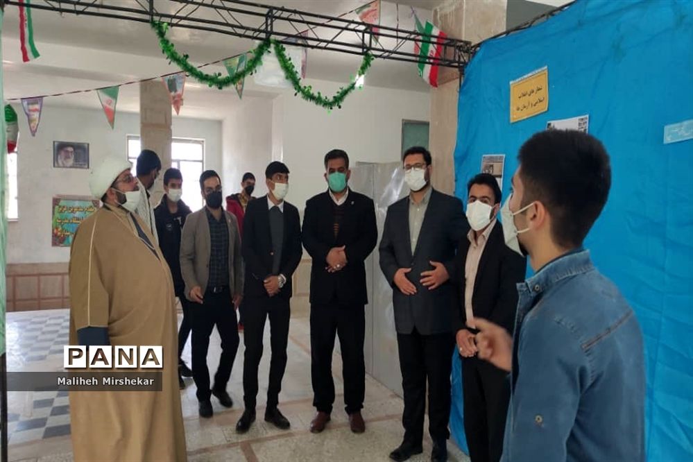 افتتاح نمایشگاه «مدرسه انقلاب» در زابل