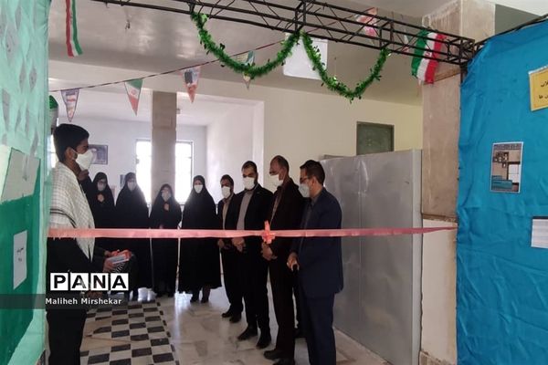 افتتاح نمایشگاه «مدرسه انقلاب» در زابل