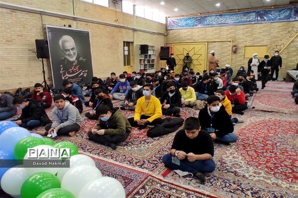 برگزاری جشن تکلیف در دبیرستان پسرانه شهید حیدر جلیلوند