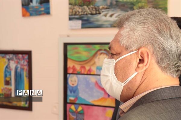 افتتاح نمایشگاه هنرهای دستی و تجسمی در آباده