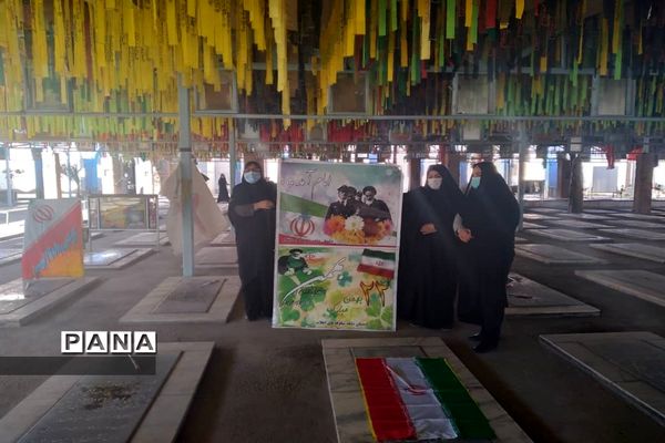 مراسم عطر افشانی و غبار روبی مزار شهدا در اهواز