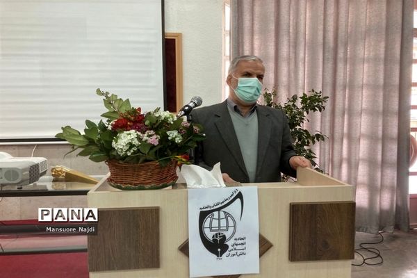 نمایشگاه مدرسه انقلاب دبیرستان فراست منطقه 1