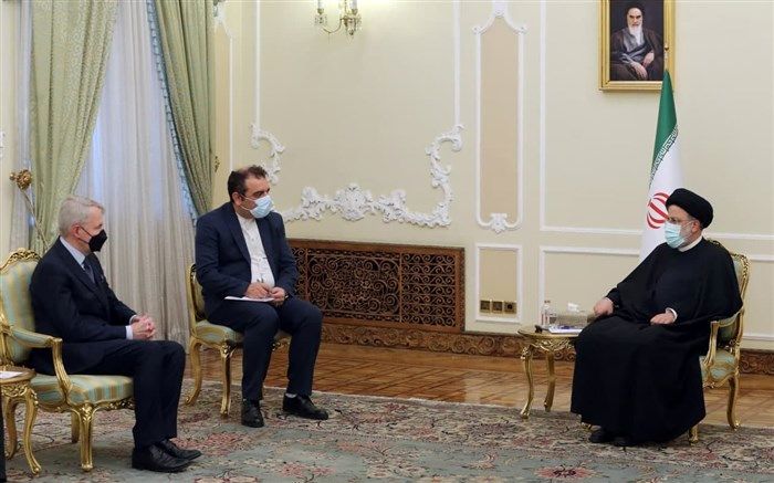 اقتصاد کشور را منتظر برجام نمی‌گذاریم