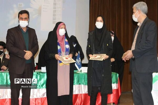 نشست مطالبه‌گری نمایندگان مجلس دانش‌آموزی استان قزوین