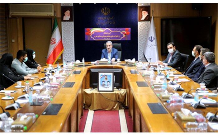 «صبر و استقامت خانواده‌های شهدا» باید الگوی جامعه قرار گیرد