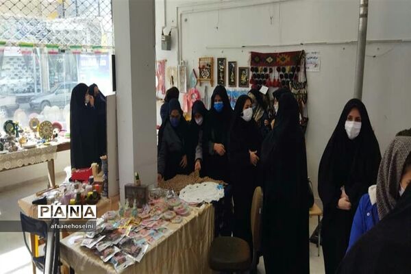 برپایی نمایشگاه توانمندی‌ها و دستاوردهای بانوان در فیروزکوه