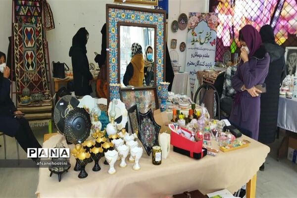 برپایی نمایشگاه توانمندی‌ها و دستاوردهای بانوان در فیروزکوه