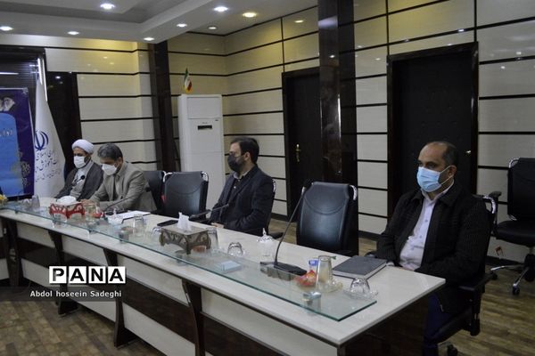 جلسه کمیسیون تخصصی توسعه آموزش عمومی قرآن کریم استان بوشهر