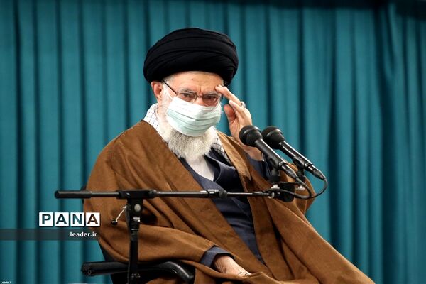 دیدار فرماندهان و کارکنان نیروی هوایی و پدافند هوایی ارتش با رهبر انقلاب