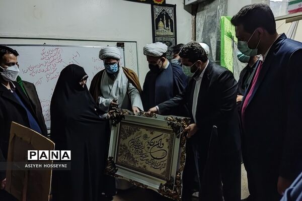 افتتاحیه نمایشگاه مدرسه انقلاب در فشافویه
