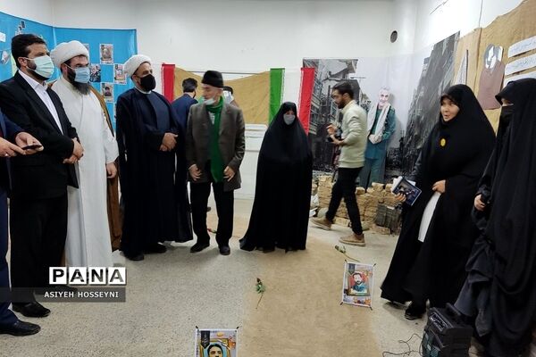 افتتاحیه نمایشگاه مدرسه انقلاب در فشافویه