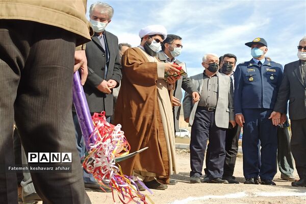 آیین کلنگ زنی مدرسه خیریه در شهرقدس