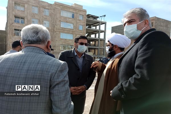آیین کلنگ زنی مدرسه خیریه در شهرقدس
