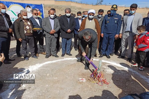آیین کلنگ زنی مدرسه خیریه در شهرقدس