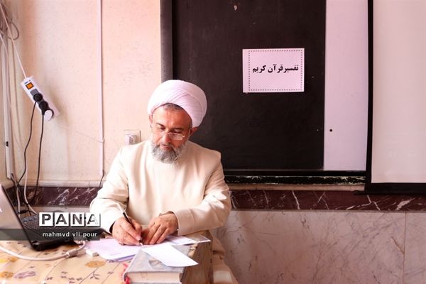 آغاز مسابقات منطقه‌ای قرآن و عترت استان قزوین