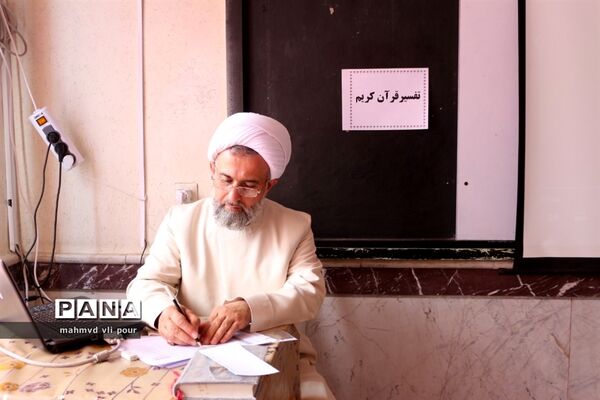 آغاز مسابقات منطقه‌ای قرآن و عترت استان قزوین
