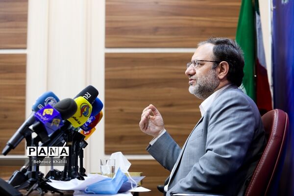 نشست خبری رئیس ستاد مرکزی دهه فجر
