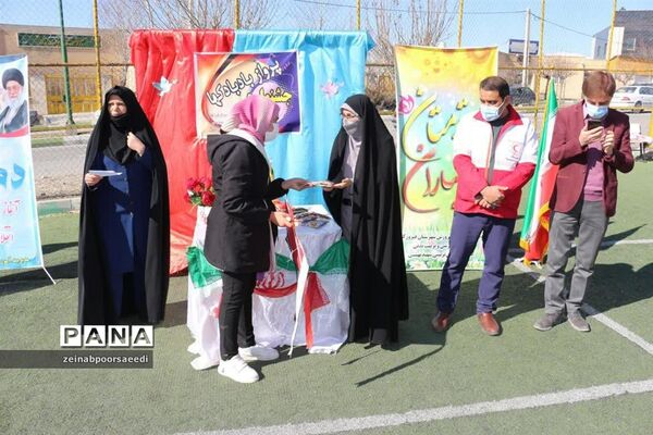 جشنواره پرواز بادبادک‌ها در فیروزکوه