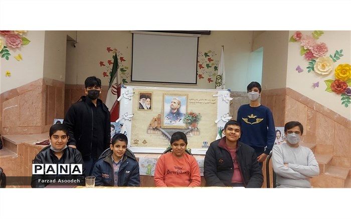 شبی به یاد شهدا در فضای شاد کانون عاطفه کاشمر برگزار شد