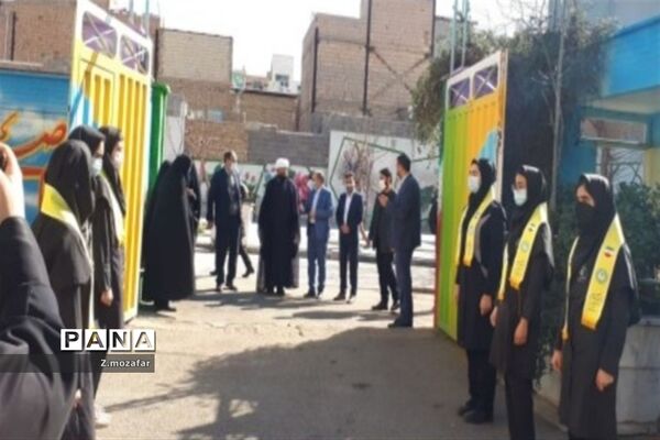 نمایشگاه مدرسه انقلاب درپاکدشت