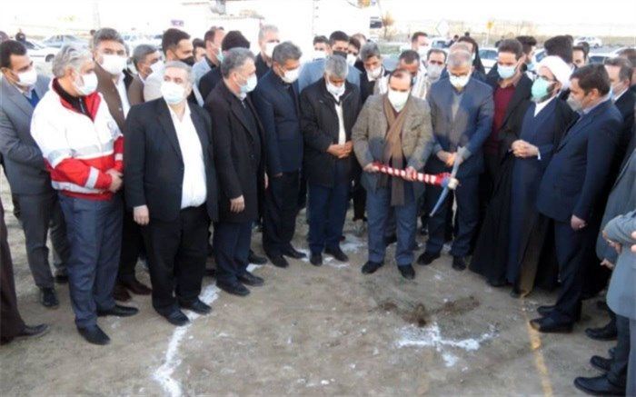 رشد و ترقی جامعه در گرو فراهم کردن امکانات برای دانش‌آموزان است