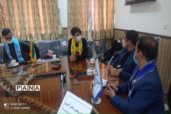 برگزاری انتخابات مجلس دانش‌آموزی شهرستان ورزنه