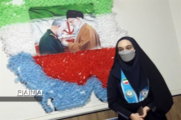 نمایشگاه دستاوردهای انقلاب در دبیرستان شاهد عصمت ناحیه 3 کرج