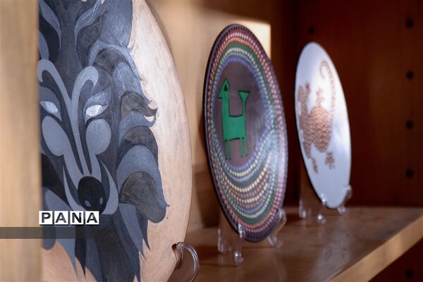 نمایشگاه دستاوردهای بانوان کارآفرین در البرز