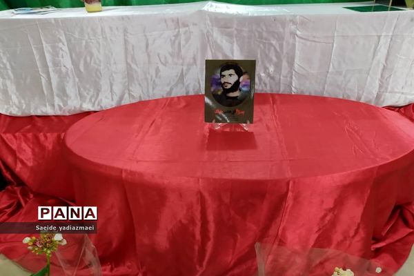 برپایی نمایشگاه مخترعان و نخبگان بسیجی منطقه ۱۵