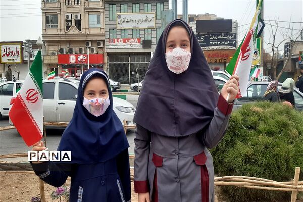 تجمع انقلابی راهپیمایی ۲۲ بهمن در قرچک