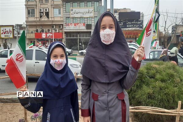 تجمع انقلابی راهپیمایی ۲۲ بهمن در قرچک