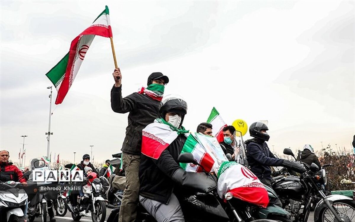 رمز پیروزی انقلاب، دل بستن مردم به خدا بود