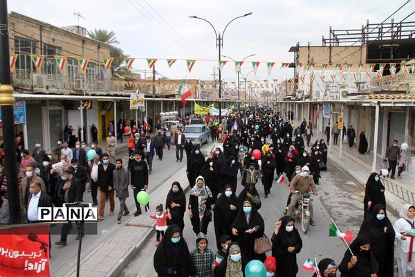 حضور پرشور دانش‌آموزان و فرهنگیان بهبهانی در راهپیمایی یوم الله 22 بهمن ماه