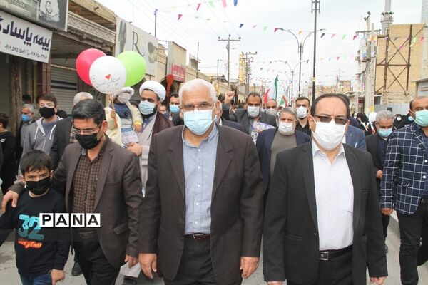 حضور پرشور دانش‌آموزان و فرهنگیان بهبهانی در راهپیمایی یوم الله 22 بهمن ماه