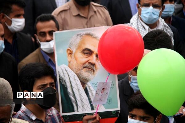 حضور پرشور دانش‌آموزان و فرهنگیان بهبهانی در راهپیمایی یوم الله 22 بهمن ماه