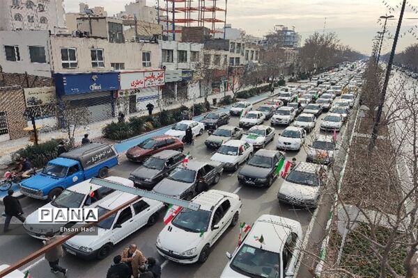 جلوه‌هایی از جشن ۲۲ بهمن در مشهد