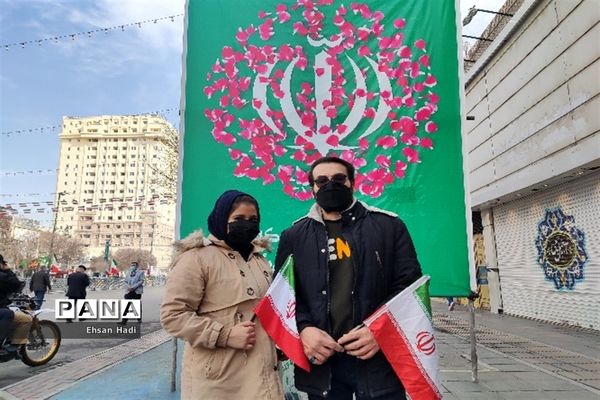 جلوه‌هایی از جشن ۲۲ بهمن در مشهد