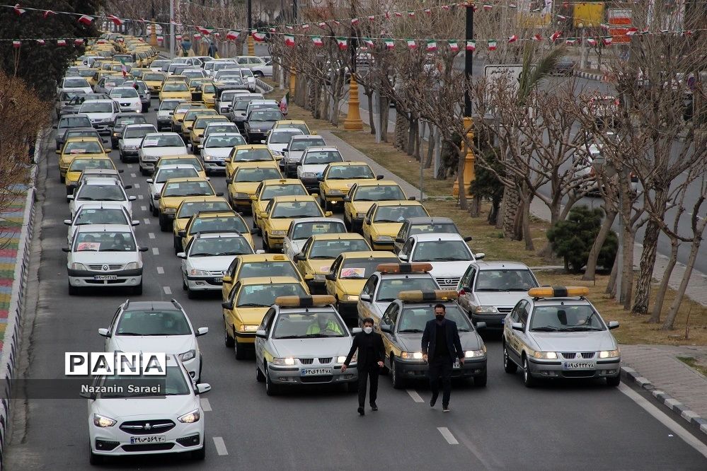 حضور باشکوه مردم شهرستان اسلامشهر در راهپیمایی یوم الله 22 بهمن