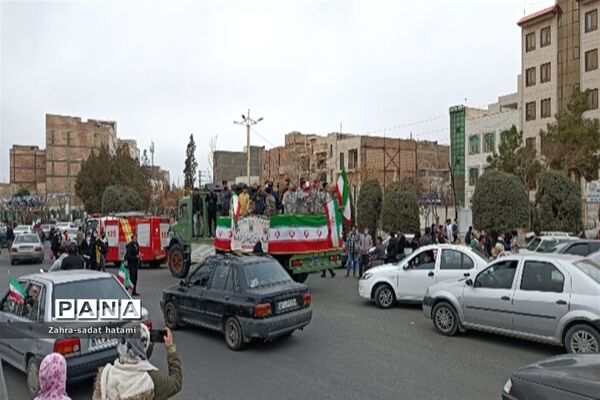 راهپیمایی خودرویی ۲۲ بهمن در پاکدشت