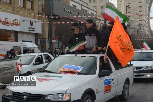 راهپیمایی خودروی 22 بهمن در مشهد مقدس