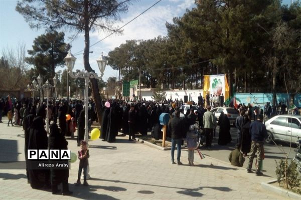 راهپیمایی خودرویی و موتوری جشن پیروزی انقلاب در کاشمر