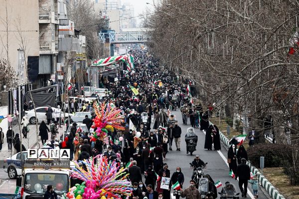 راهپیمایی یوم الله ۲۲ بهمن در تهران